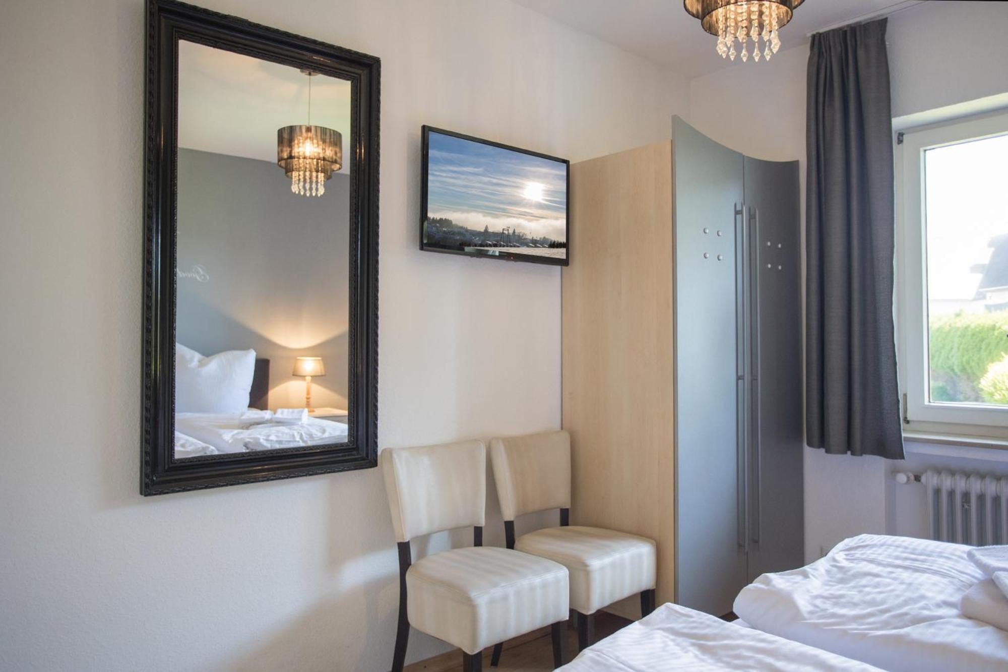 Ferienwohnung 'Kleine Auszeit Winterberg' - Am Herrenskoepfchen 4 วินเทอร์แบร์ก ภายนอก รูปภาพ